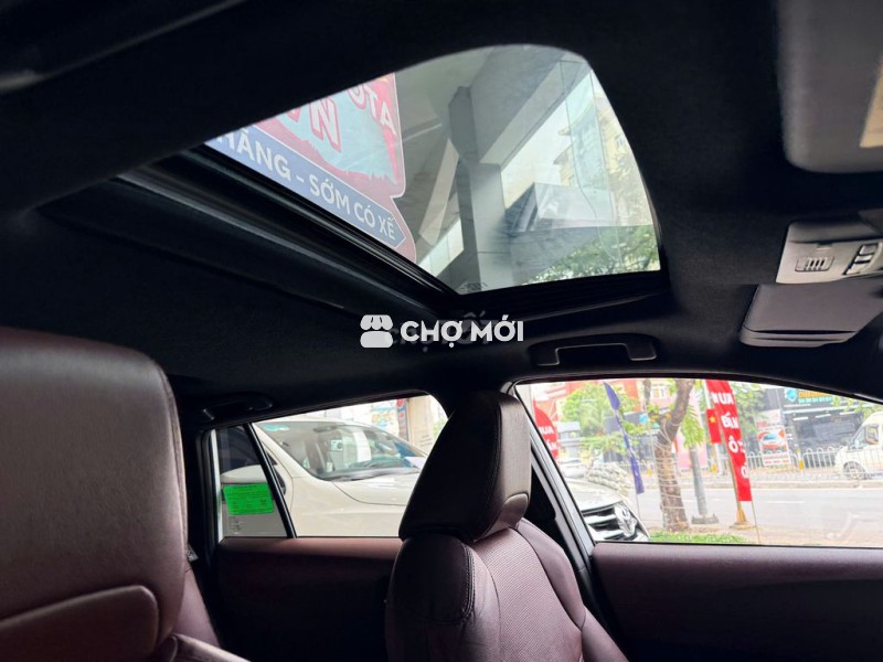 Cross Hybrid 2022 110.000 km giá siêu ưu đãi