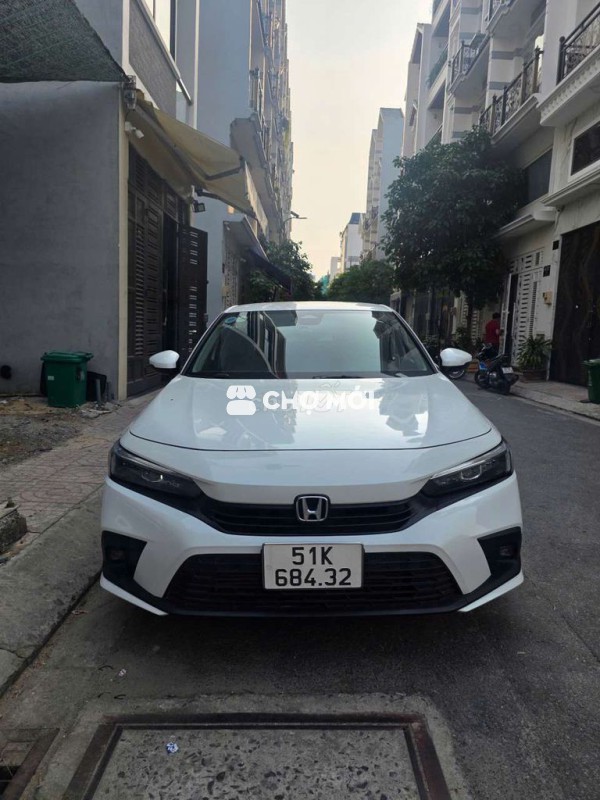 Honda Civic 2023 19.000km Trắng