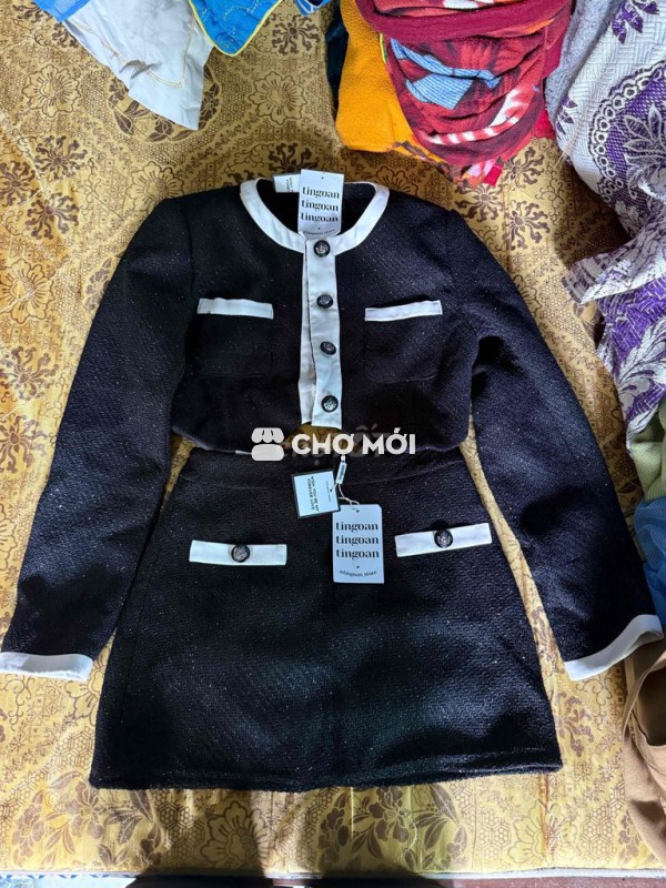 Áo khoác croptop Nữ Tweed Đen size M