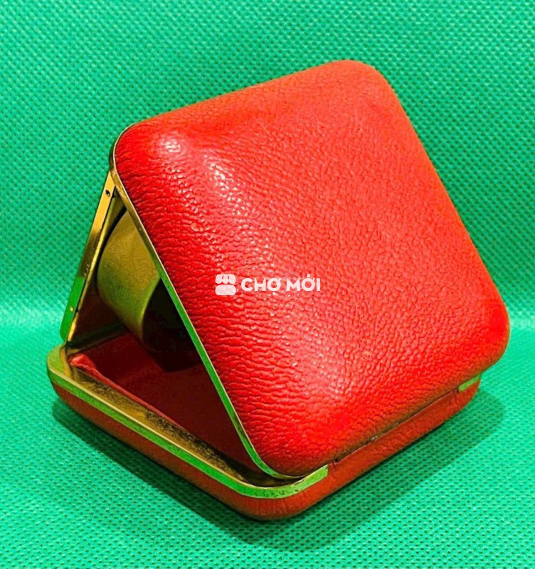 Đồng hồ du lịch Europa Đỏ