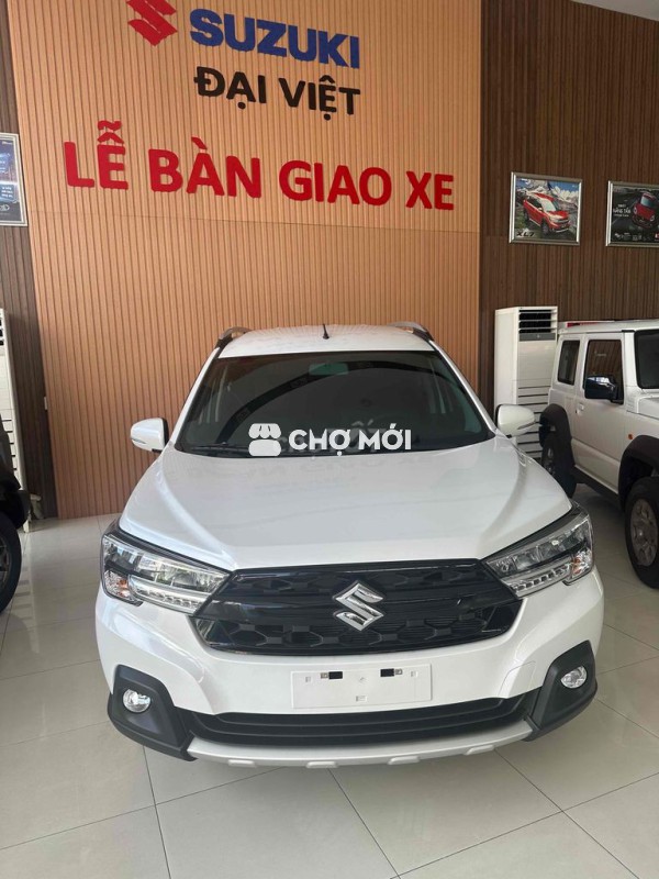 Suzuki XL7 2025 giảm cực mạnh chỉ 130tr lăn bánh