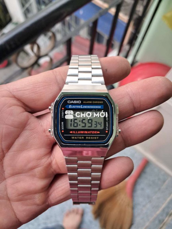 Đồng hồ Casio A168 chính hãng.