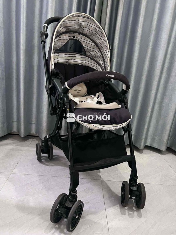 Xe đẩy Combi 4 cas Nâu