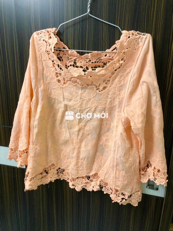 [Mới 99%] Áo nữ màu hồng dâu ngọt ngào