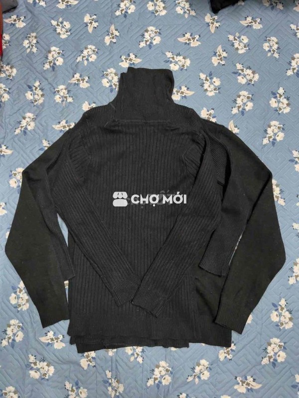 Áo len nam cổ lọ