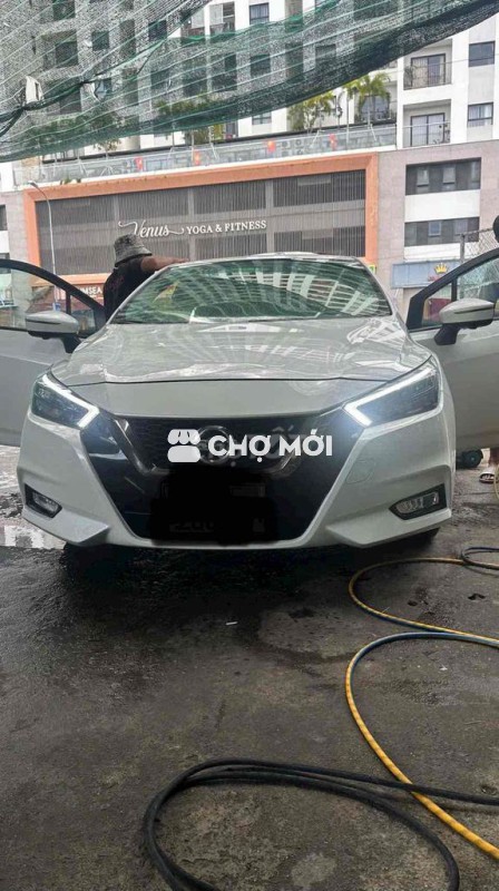 Nissan Almera 2021 VL - 80000 km