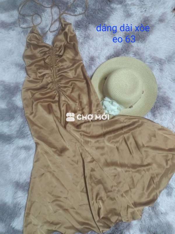 Đầm nữ đi tiệc