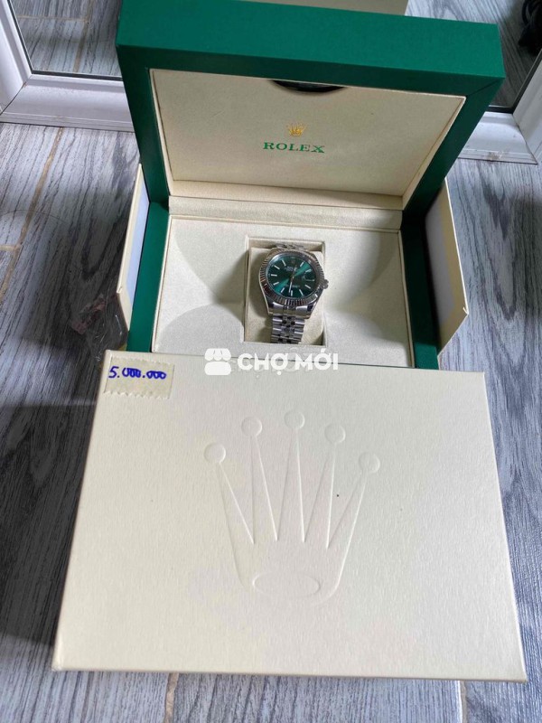 Đồng hồ đeo tay Nam chạy tự động