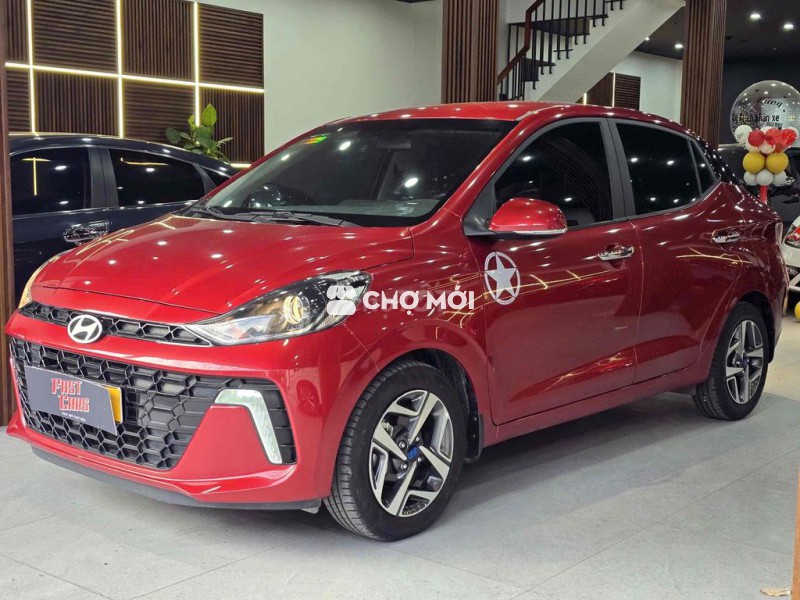 Hyundai i10 AT 2024 Đỏ 21.000 km một chủ không lỗi