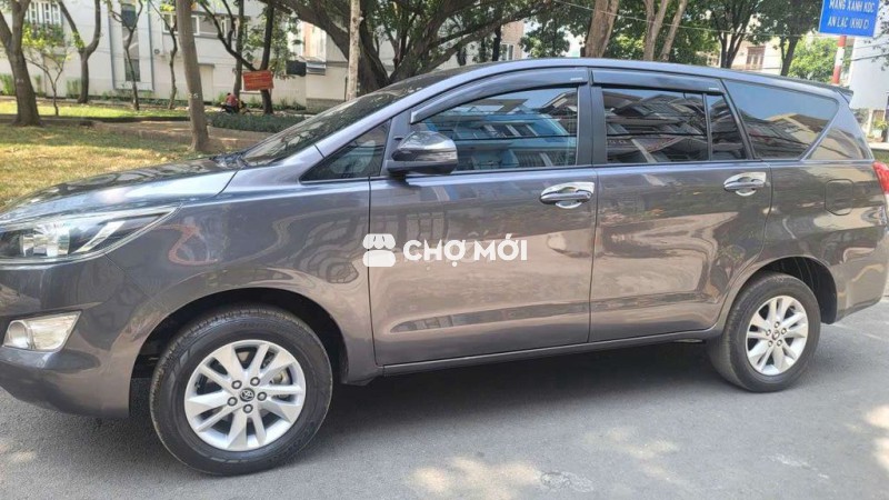 Toyota Innova 2018 MT Xám