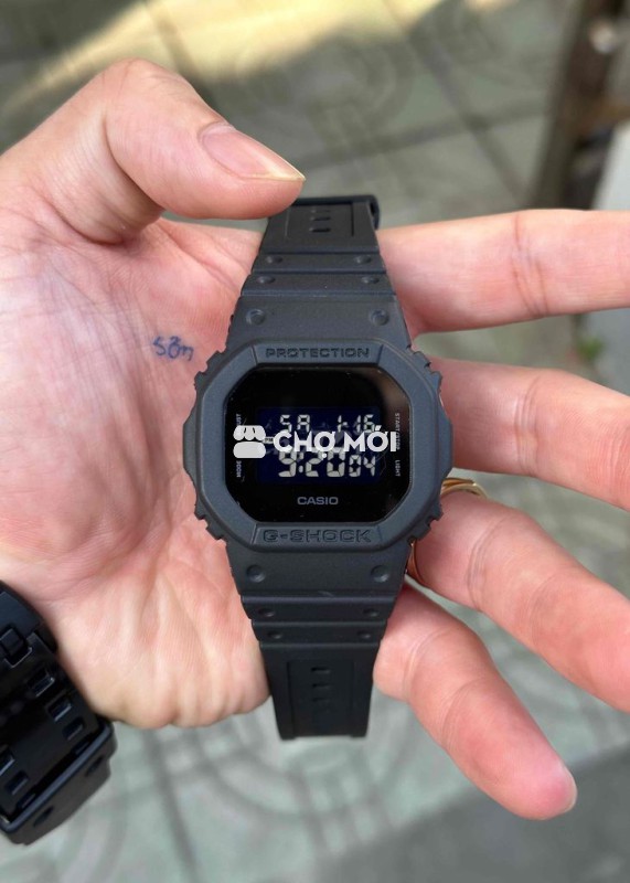 Đồng hồ Casio DW-5600BB Đen