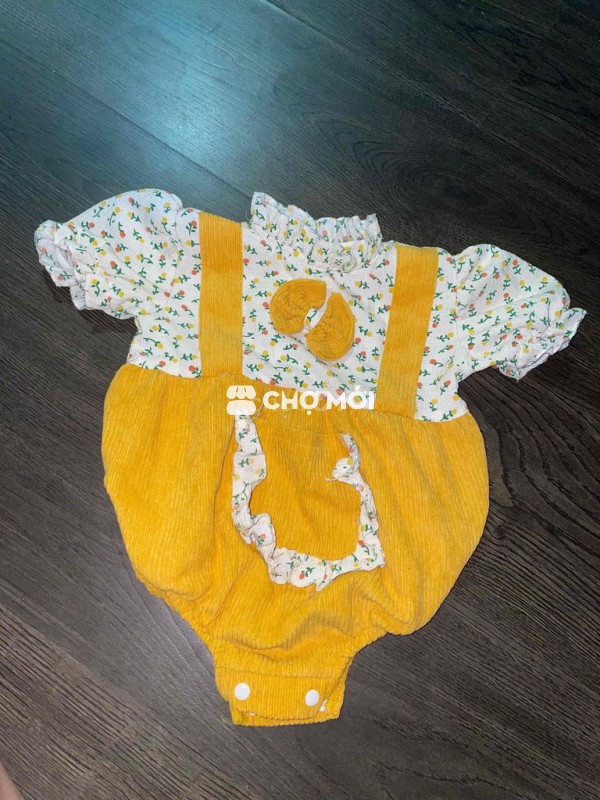 Đồ bộ bé gái vải co giãn 6 tháng
