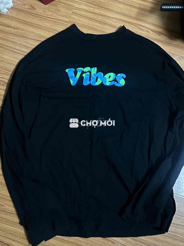 Áo thun dài tay Vibes Unisex Đen
