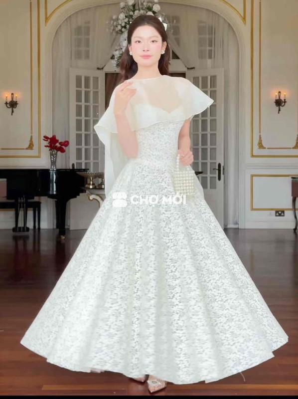 Đầm ren nữ Sò Vintage size L