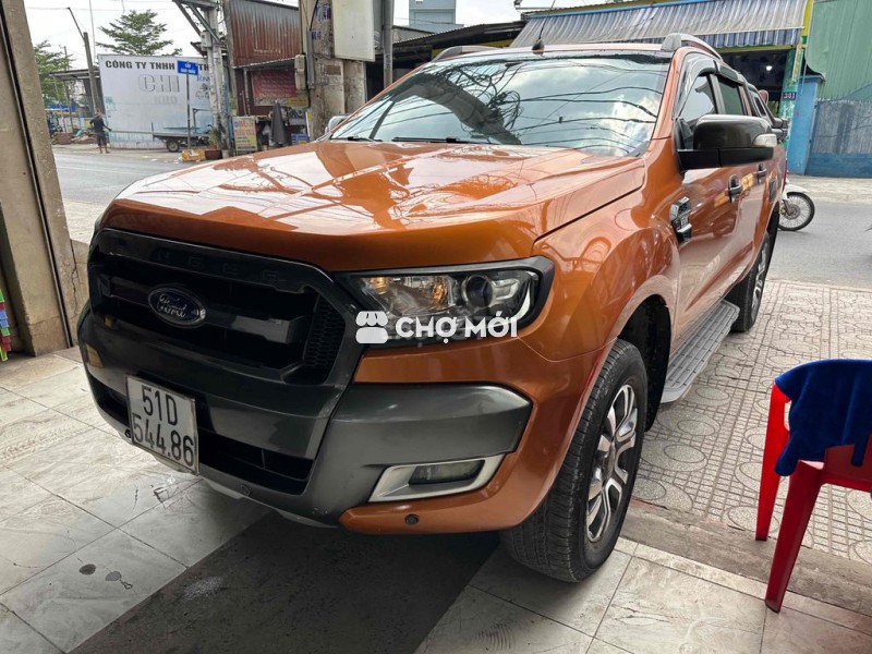 Ford Ranger Wildtrak 3.2 Cam xe gia đình