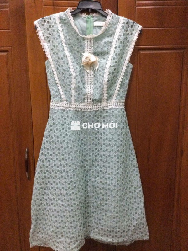 Đầm ren nữ size S