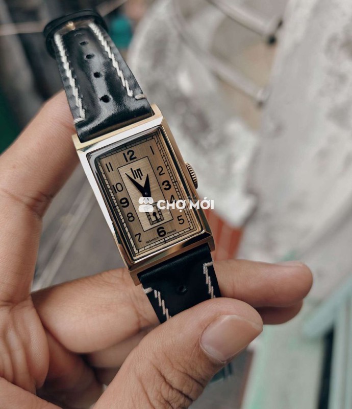 Đồng hồ Lip Churchill T18 chính hãng máy thụy 98%.
