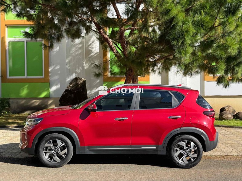 Kia Sonet 2023 Premium 8000 km Đỏ