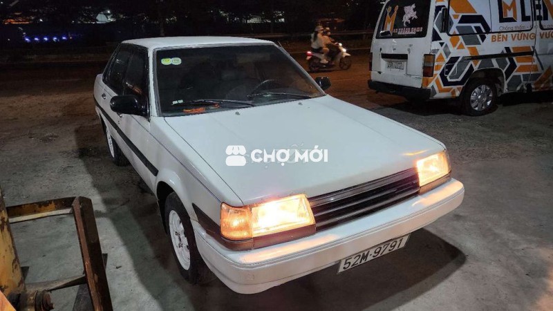 Toyota Corona 1985 mới kiểm, rẻ lắm có đổi xe máy