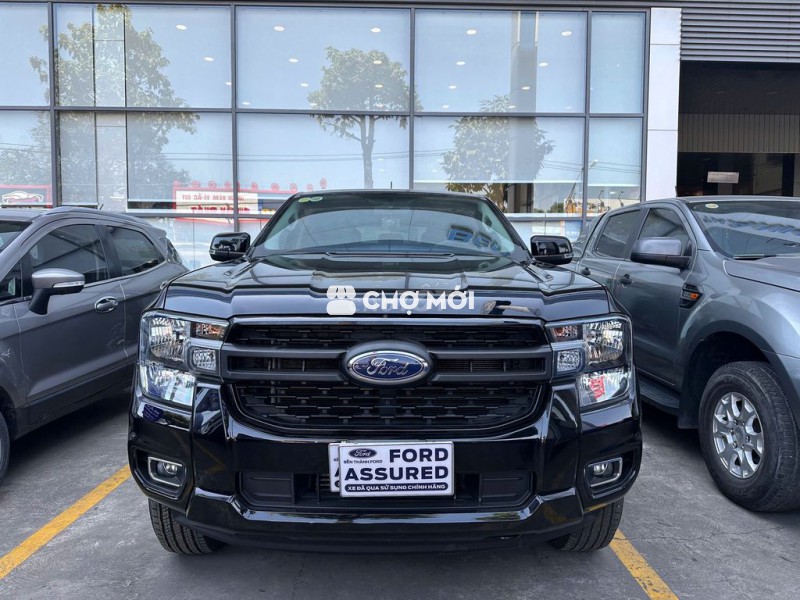 Ford Ranger XLS AT 2022, bảo hành 2027, vay 75%
