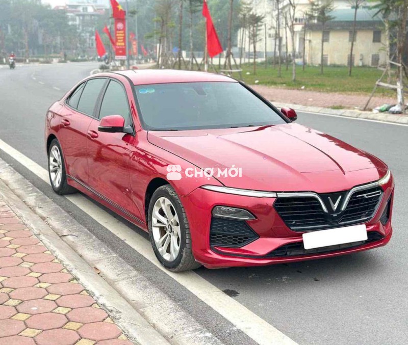 VinFast Lux A Base 2021 Đỏ