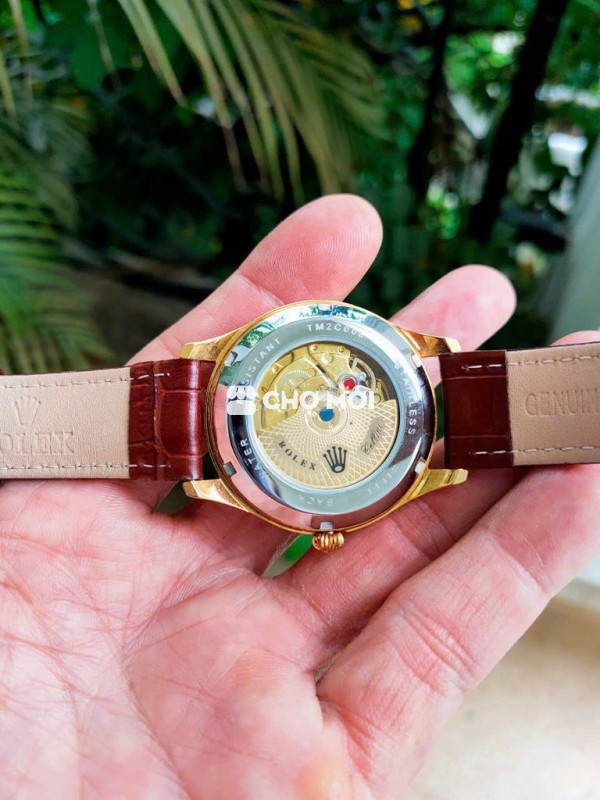 Ban đồng hồ nam hàng hiệu cao cấp mới nguyên 100%