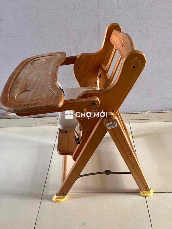 Ghế ăn cho bé
