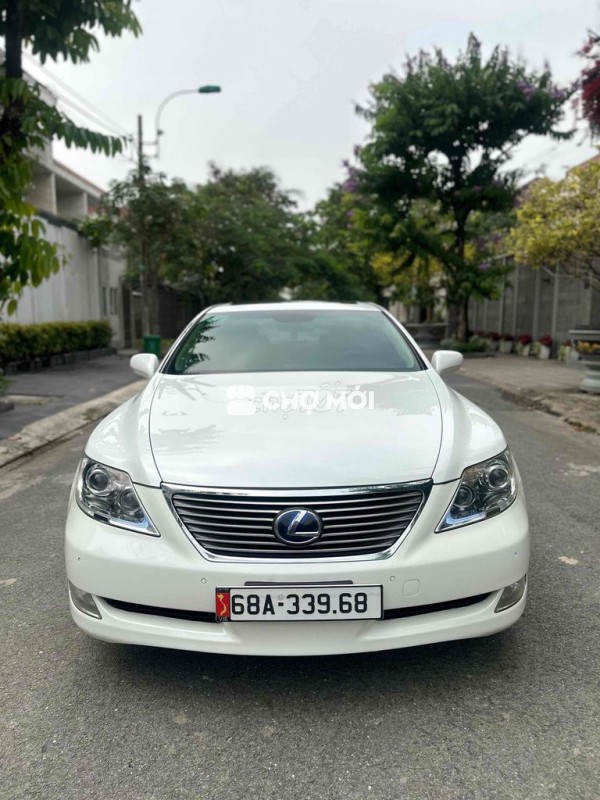 Lexus LS 460- 6v2 mile, bản 4 ghế.Chất Xe Miễn Bàn