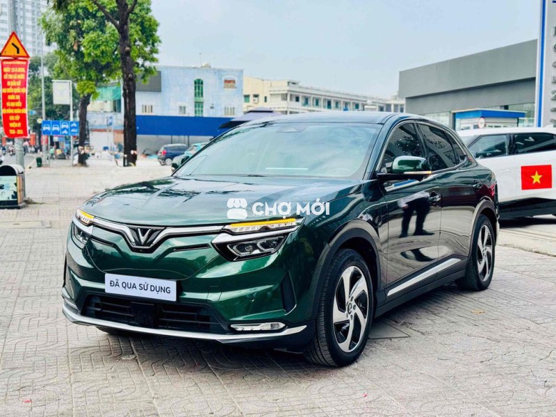 VinFast VF8 ECO CATL 2023 Xanh