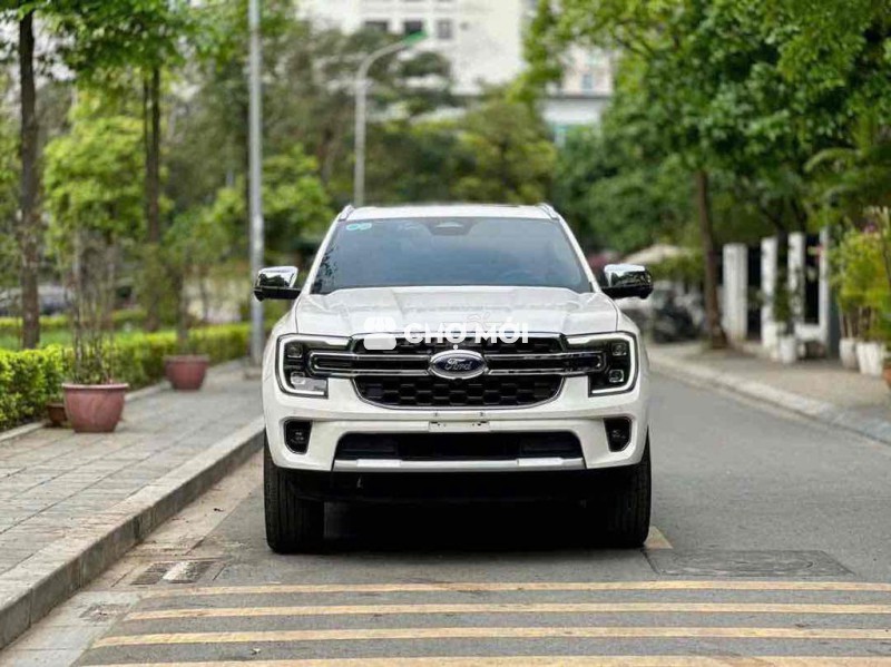 Ford Everest 2026 Hỗ Trợ Phí Trước Bạ