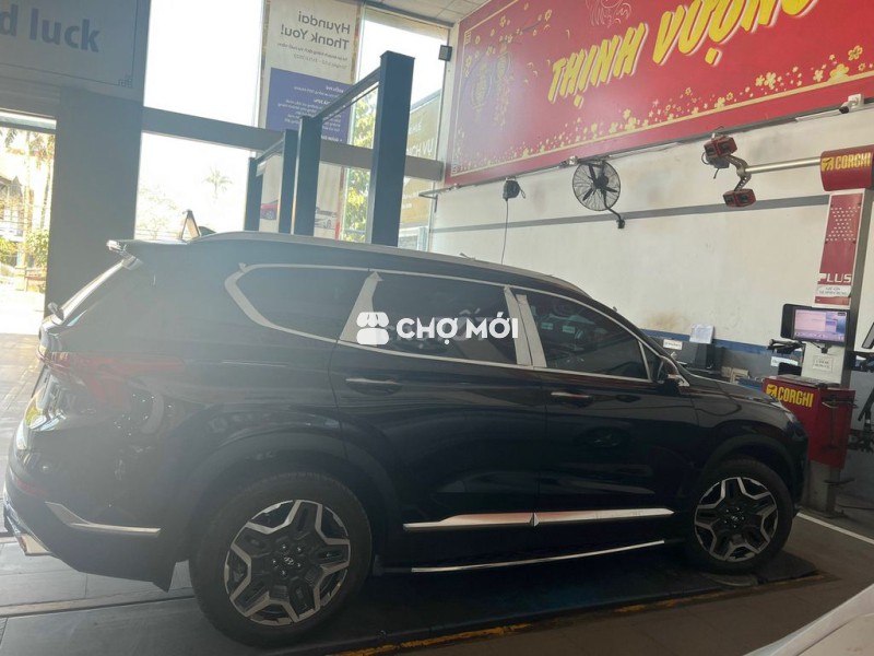 Bán xe Santafe đăng kiểm lần đầu 2023 sx cuối 2022