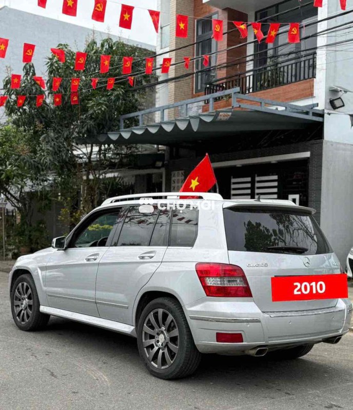 Mercedes-Benz GLK300 2010 Bạc