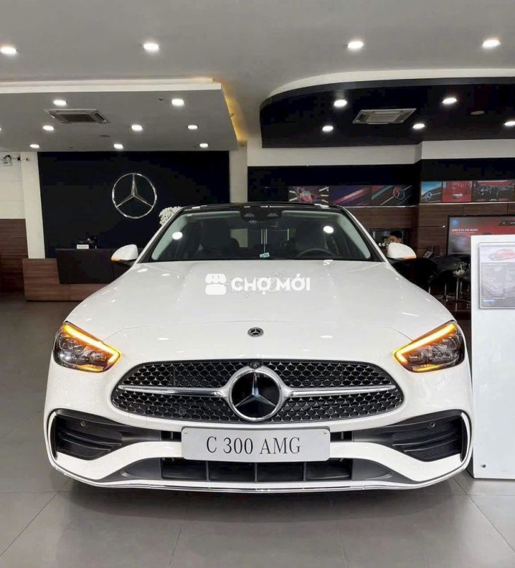 𝐌𝐄𝐑𝐂𝐄𝐃𝐄𝐒-𝐁𝐄𝐍𝐙 𝐂 𝟑𝟎𝟎 𝐀𝐌𝐆 𝟐𝟎𝟐𝟓 - chỉ 600TR nhận xe