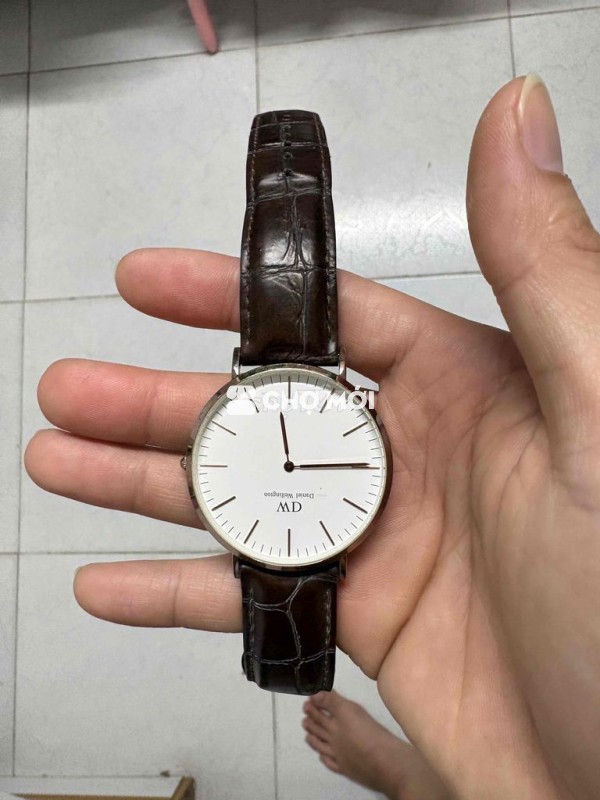 Đồng hồ Daniel Wellington Unisex Da Nâu