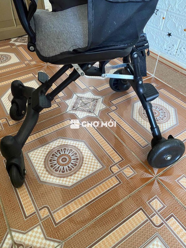 Xe đẩy trẻ em Xám Đen Còn mới