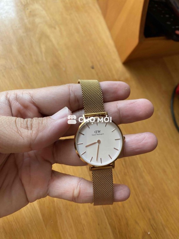 Bán Đồng hồ dây thép DW Nữ còn mới nguyên