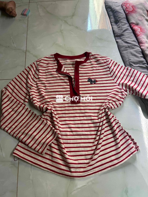 Áo thun nữ tay dài form rộng