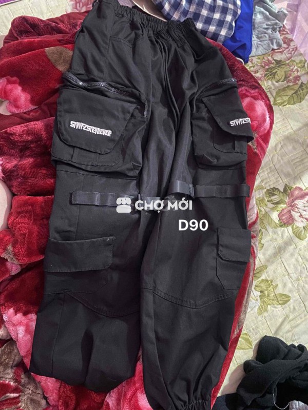 Quần túi hộp nam Vải Đen