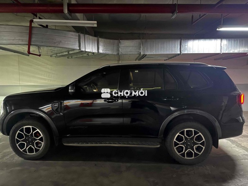 Ford Everest 2023 Wildtrak Đen 40.000 km