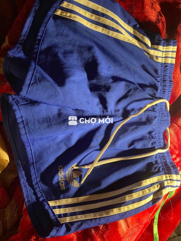 Quần short Adidas nữ size M