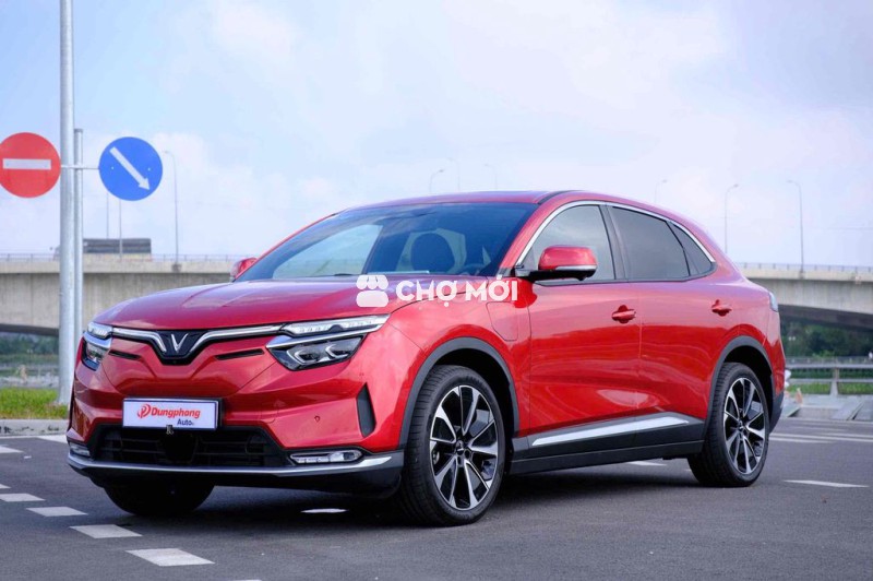 VinFast VF8 2025 Plus - 100 km