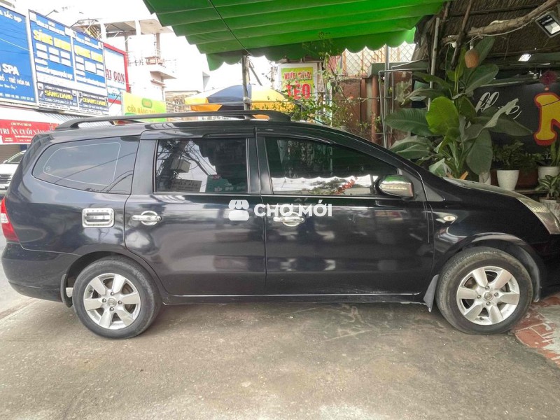 Nissan Grand Livina 2010 siêu cọp không có chiếc 2