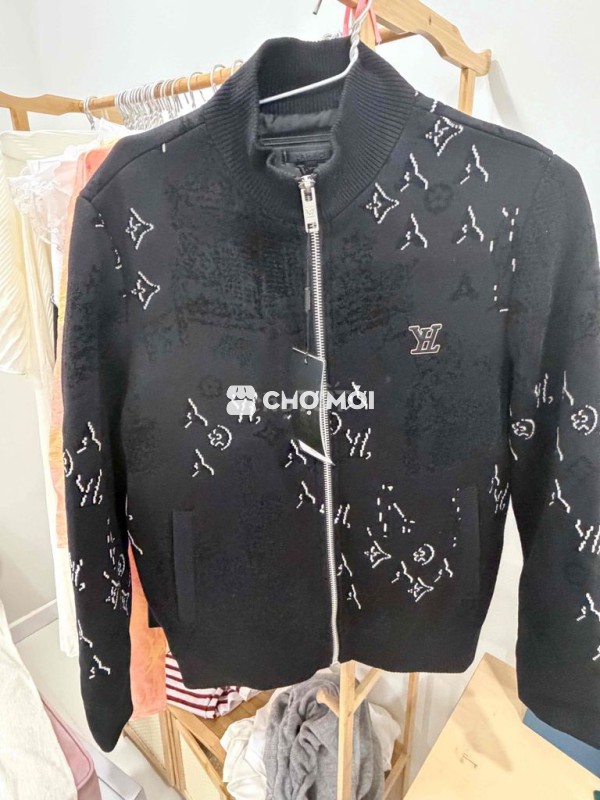 Áo khoác Louis Vuitton nam len mới
