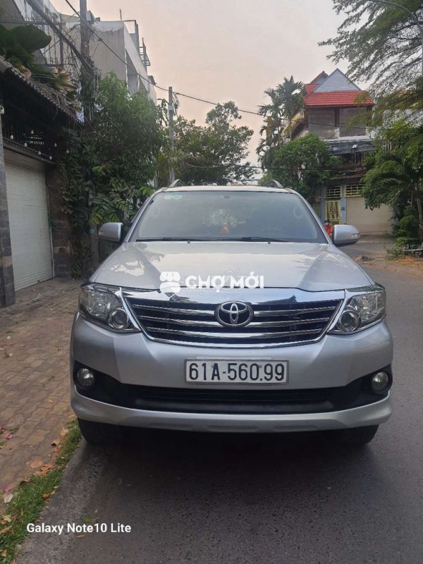 Toyota Fortuner 2012 Bạc