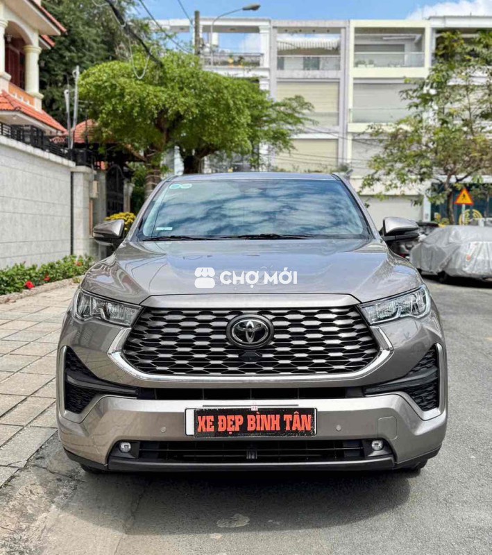 Toyota Innova Cross 2023 - 68000 km