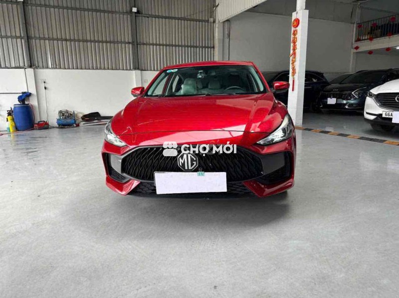 MG5 Lux ĐỎ – SEDAN THỂ THAO Hỗ trợ góp 70%