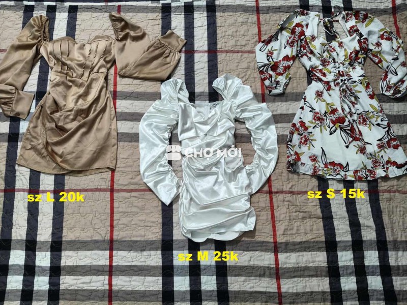 Đầm nữ Vàng đồng size L