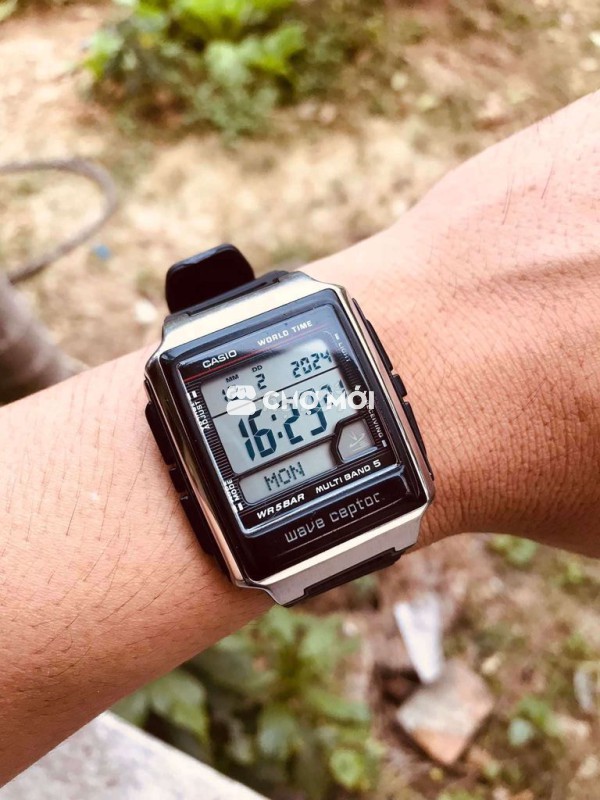 Đồng hồ Casio Wave Ceptor Nam Đen