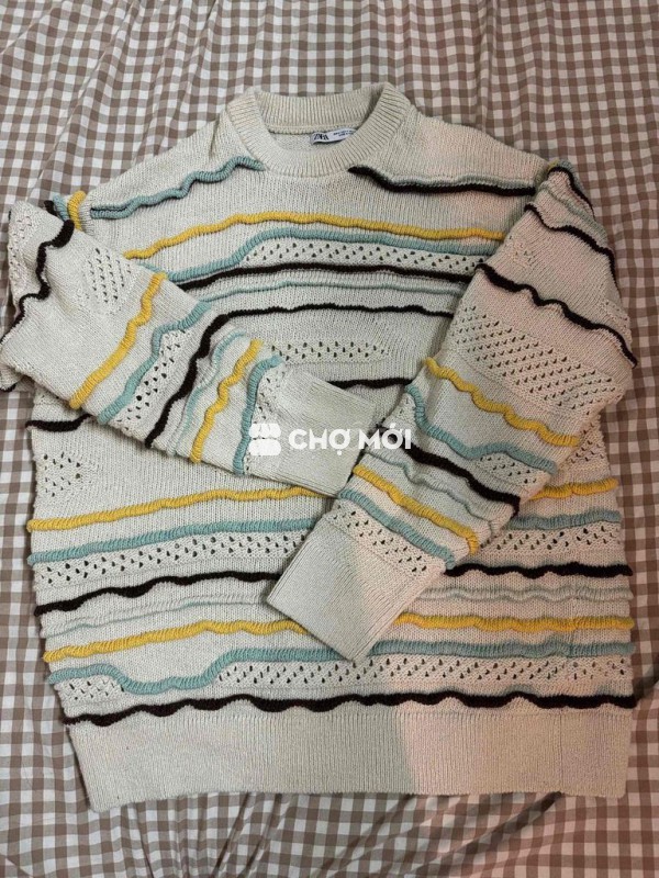 Áo len Zara màu Kem size M