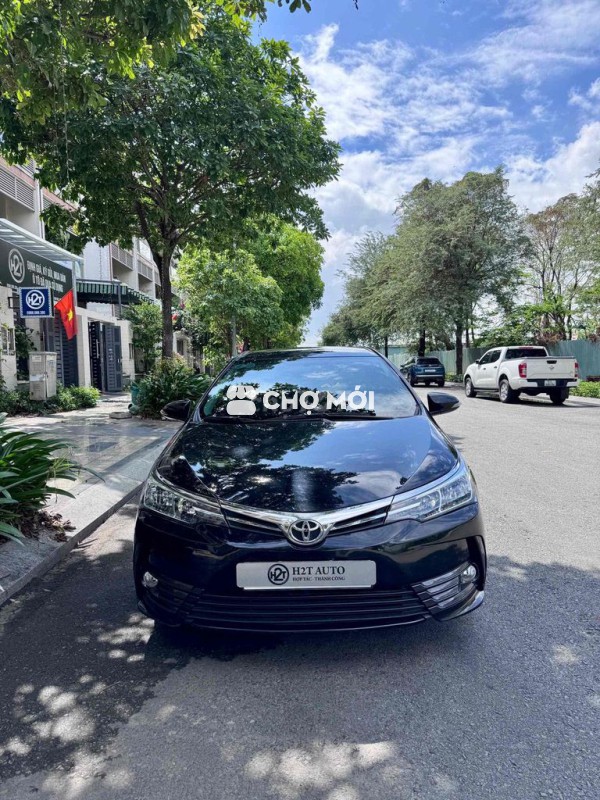 Toyota Corolla Altis Đen